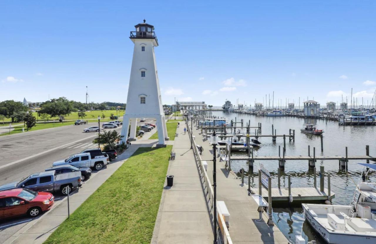 White Sand Getaway Steps From Beach Gulfport Exterior foto